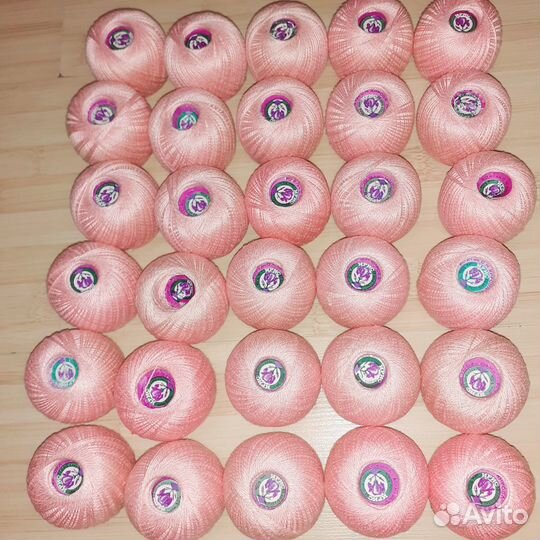 Нитки для вязанич и рукодклия Ирис, Лилия