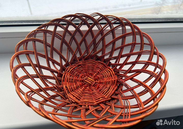 Корзина плетеная для фруктов хлеба круглая