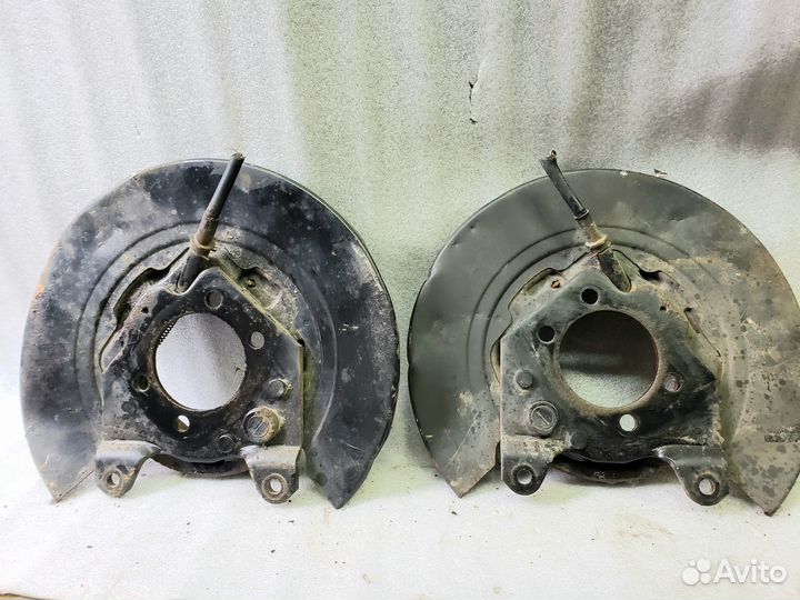 Щит опорный защитный экран Mitsubishi ASX