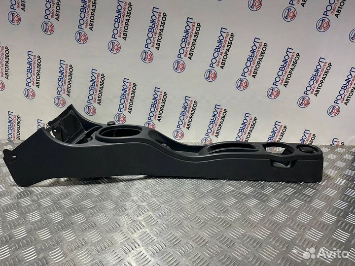 Центральная консоль Nissan Terrano 3