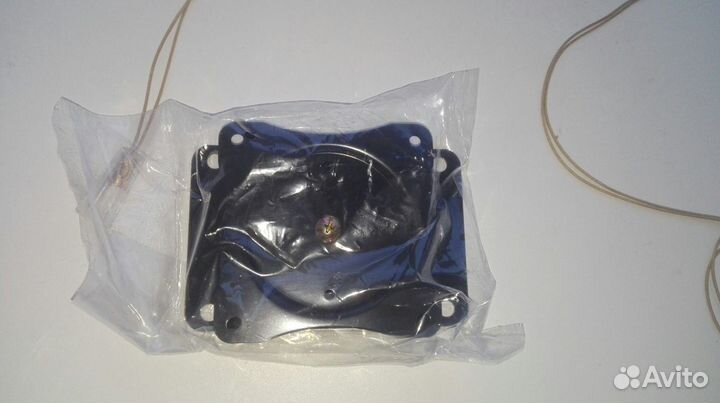 Крепление vesa 100