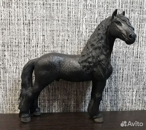 Фризы Schleich