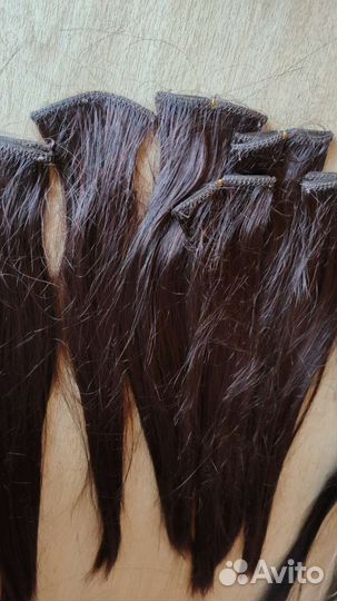 Парики, хвосты, волосы на заколках, пряди