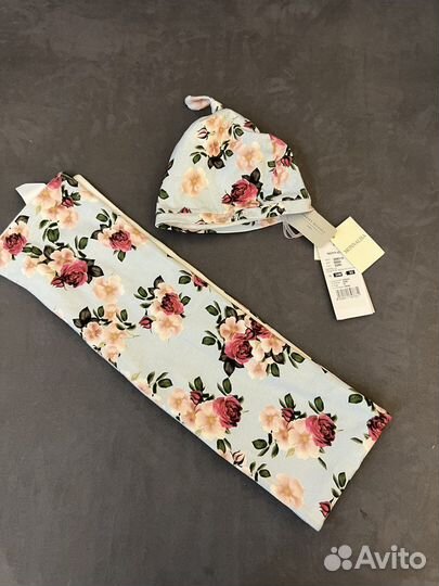 Monnalisa новые шапка и шарф