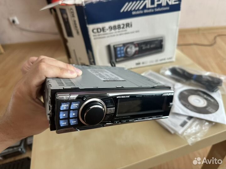 Магнитола alpine CDE 9882Ri