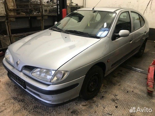 Разбор на запчасти Renault Megane