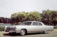 Cadillac DE Ville III (1965—1970) Седан