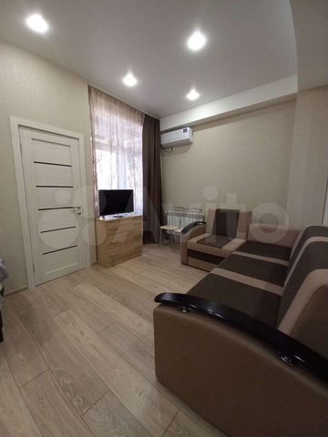 2-к. квартира, 40 м², 6/6 эт.