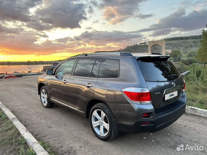 Toyota Highlander 3.5 AT, 2011, 420 000 км