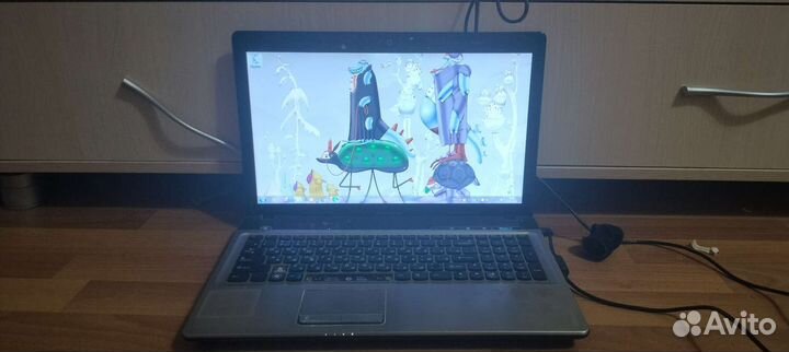 Ноутбук lenovo