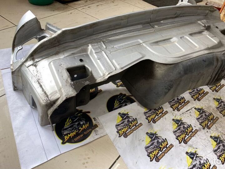 Панель задка задний Audi A4 B5 APT 2000