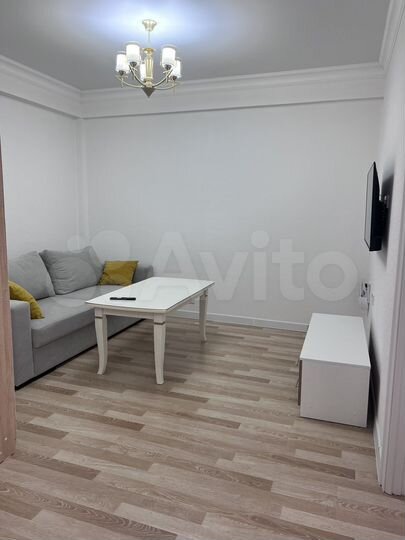 2-к. квартира, 50 м², 4/9 эт.