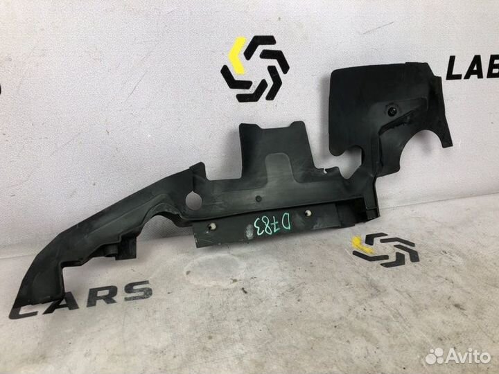 Дефлектор радиатора левый Audi A6 C6 BPJ 2.0 FSI