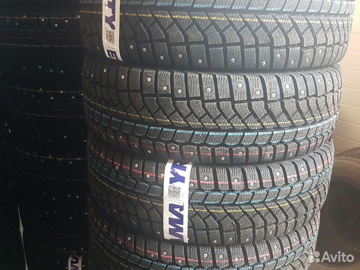 Viatti Brina Nordico V-522 195/65 R15 91T