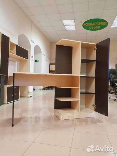 Письменный стол