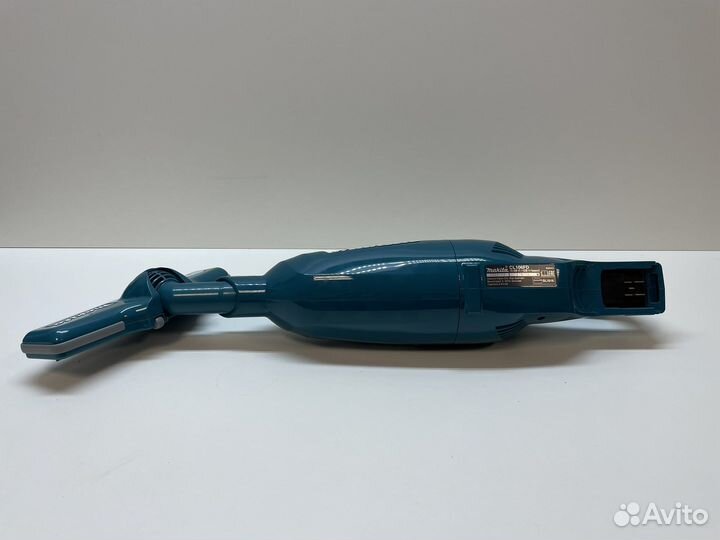 Аккумуляторный пылесос Makita CL106FDZ