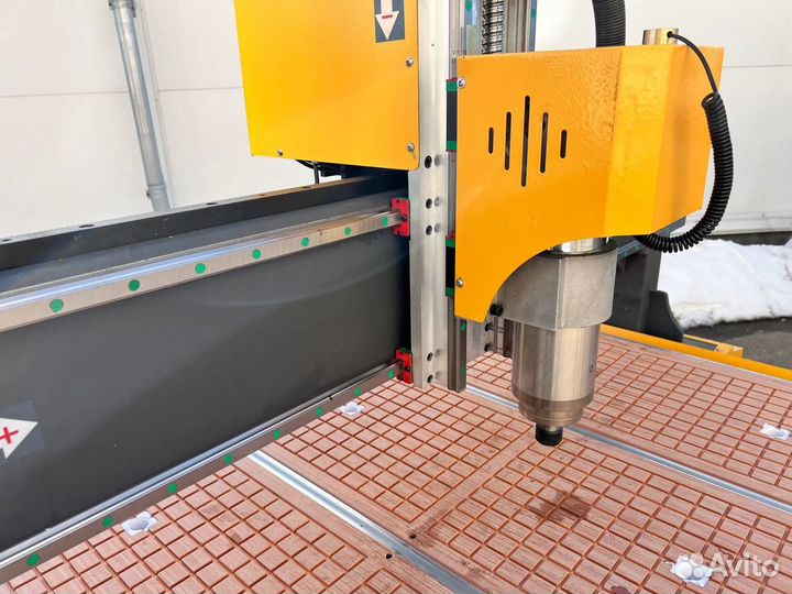 Фрезерный станок с чпу 1325 из наличия