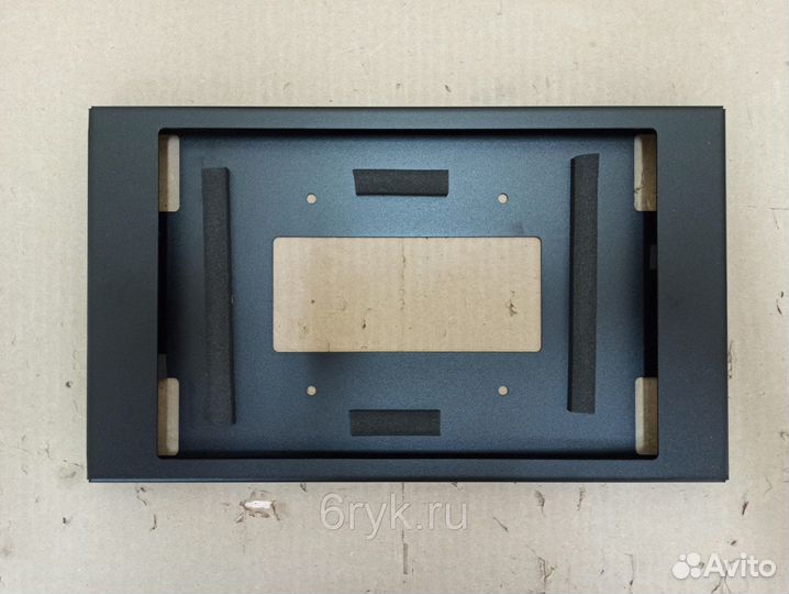 Настенный держатель для iPad 2021