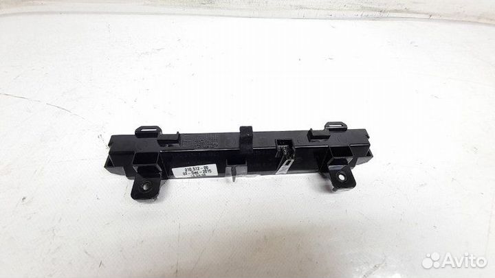 Стоп-сигнал Volkswagen Jetta 6 2.0 TDI 2015