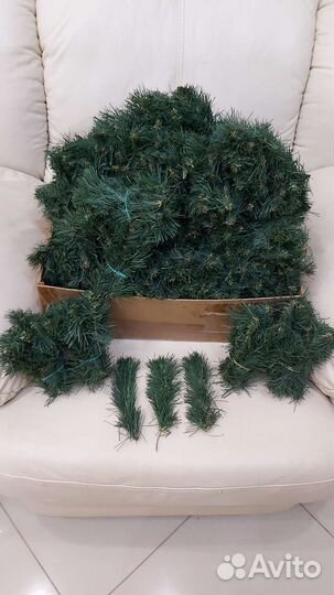 Еловые веточки искусственные.Декор.Ветки елки