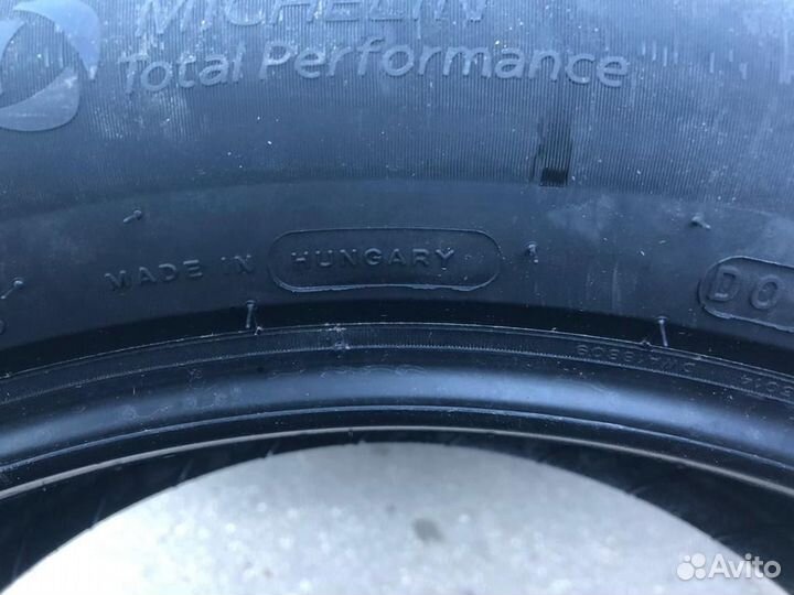 Michelin X-Ice North 4 275/50 R22 111T