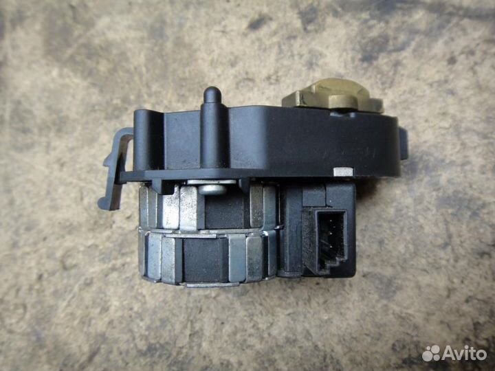 Моторчик заслонки печки BMW 5 E39