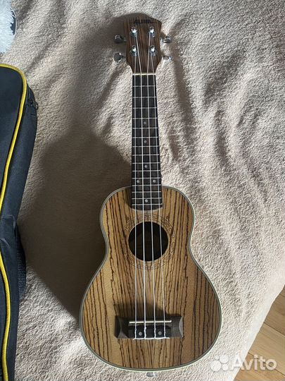 Укулеле alina