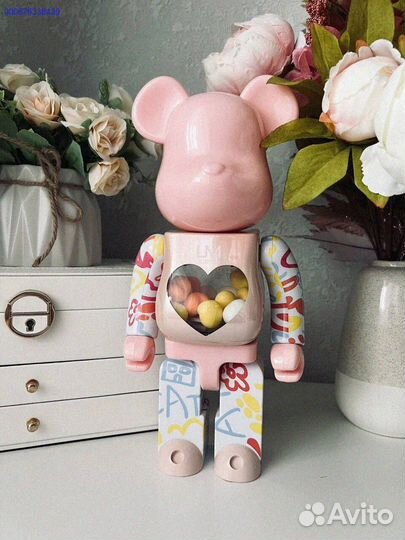 Bearbrick 28 см – Идеальный элемент декора