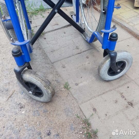 Коляска инвалидная
