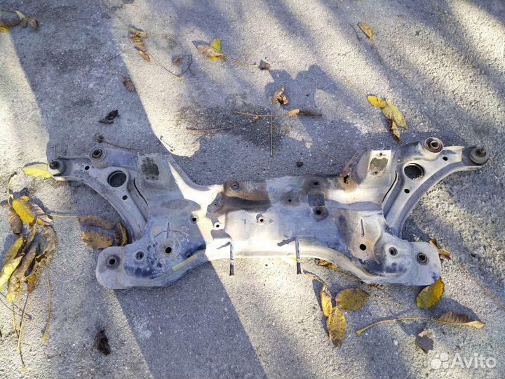 Подрамник (передняя балка) хендай гетц