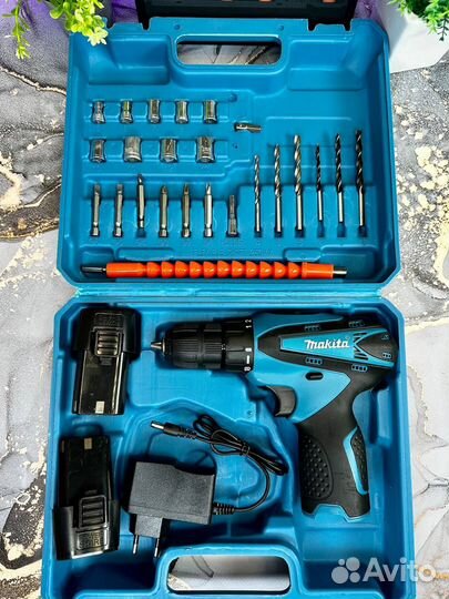 Шуруповерт Makita 18v