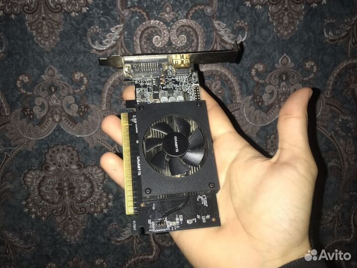 Видеокарта gigabyte gt710 2Гб