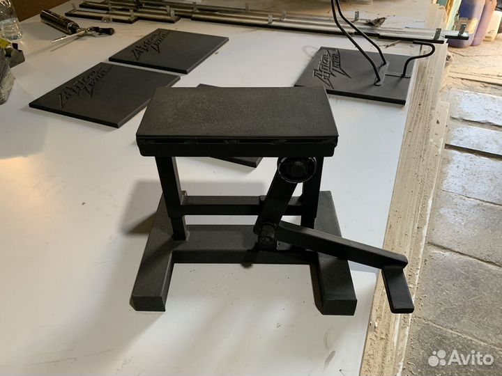 Подставка для мотоцикла, подъемник