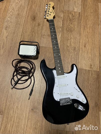 Комплект элетрогитара denn ST100 BK + миникомбик