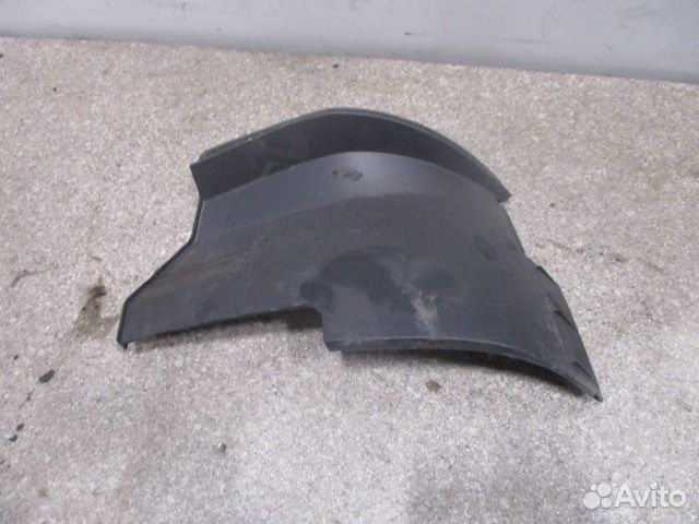 Накладка бампера правая Iveco 504156594