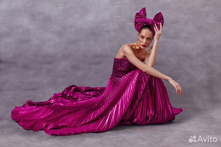 Платье фуксия пышное в аренду