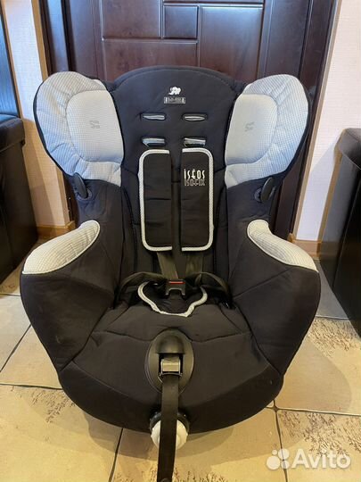 Продам детское кресло Bebe Comfort iseos Izofix
