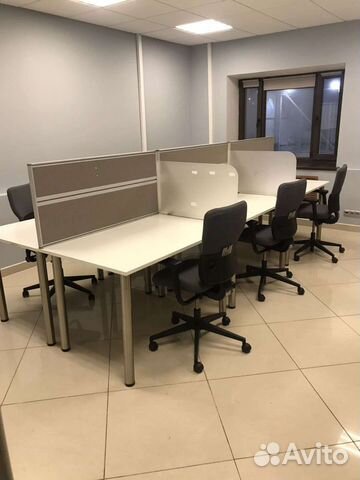 Офисные столы белые на регулируемых ножках