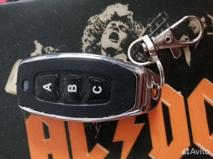 Пульт для ворот и шлагбаума