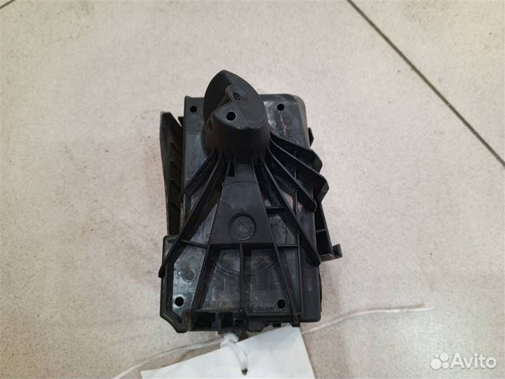 Корпус блока предохранителей подкапотного Skoda R