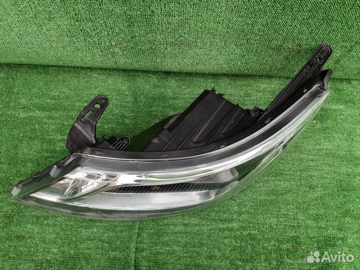 Фара левая Kia Rio 3