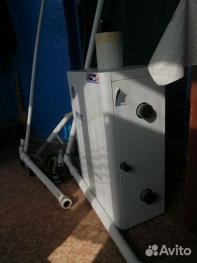 Газовый котел двухконтурный (под стояк)