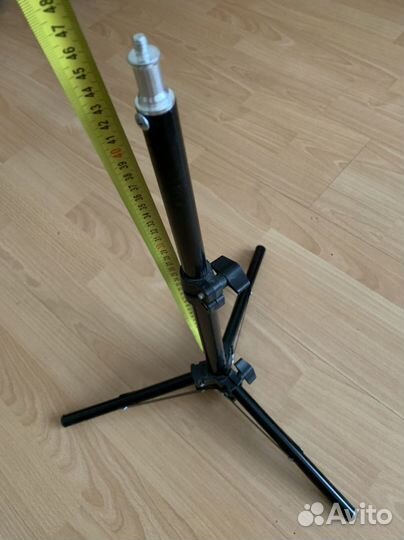 Штатив для фотоаппарата