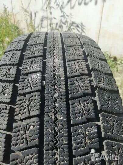 3 шт зимняя резина. Toyo J20 185/70 R14