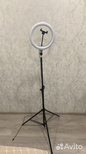 Кольцевая лампа 26см