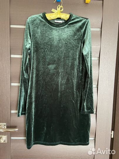 Платье женское, бархатное, обтягивающее