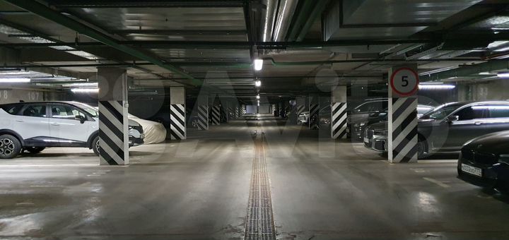 Машиноместо, 17 м²