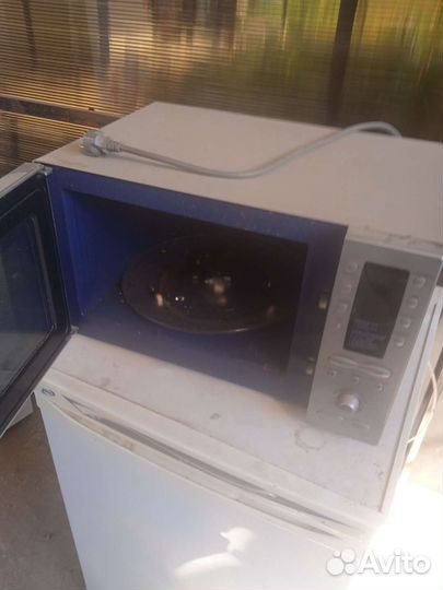 Микроволновая печь