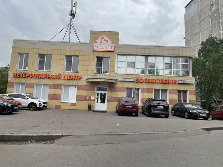 Здание, 680 м²