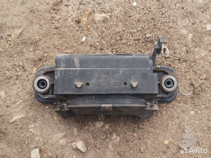 Ручка задняя правая Audi A4B5